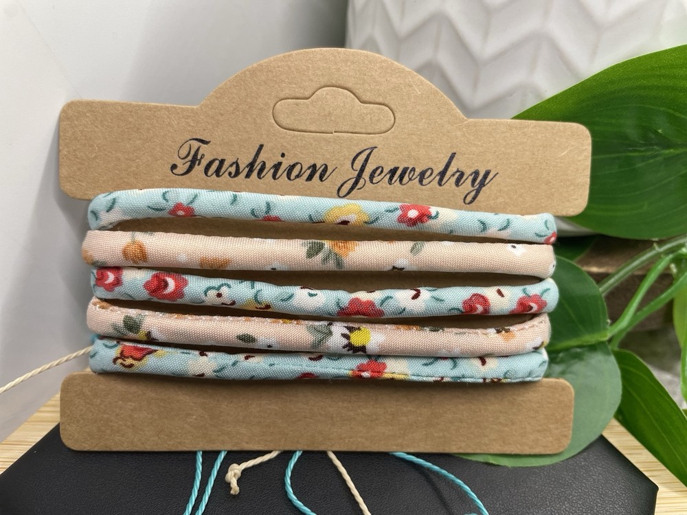 5 PC Fabric Covered Bracelet  Stackable Adjustable Tie Free Ship B5233