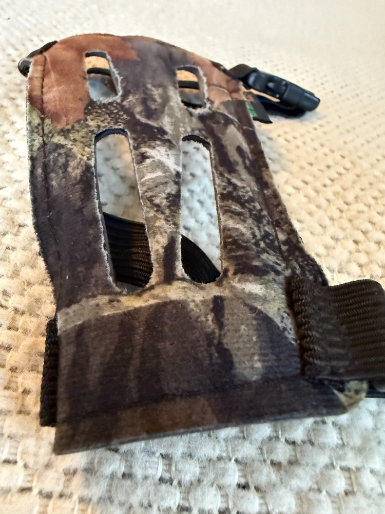 Tarantula Arm Guard