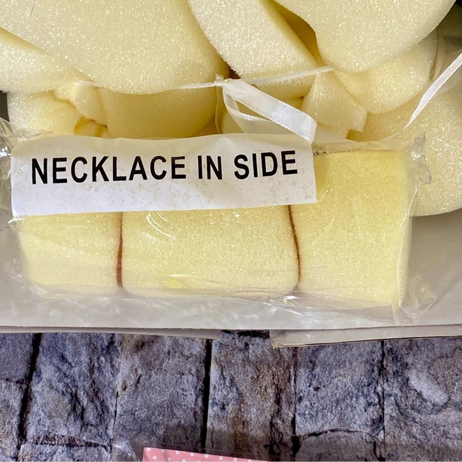 Paradise Galleries VTG Porcelain Doll Native American New In Box Joyful Dove