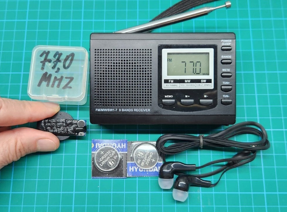 SET - Micro Spy Bug operating outside FM broadcasting area & special FM receiver