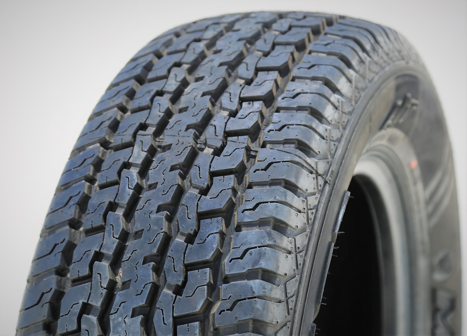 4 Tires MRF Wanderer A/T 255/65R18 111T AT All Terrain