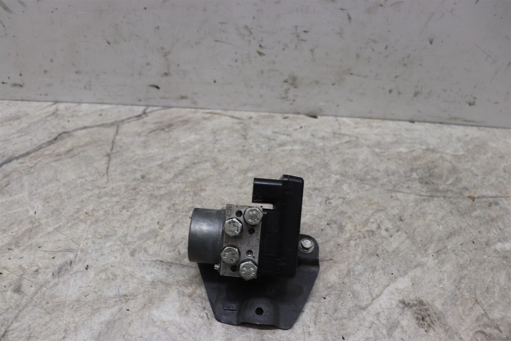 2013-2016 Ktm 390 Duke ABS Pump Brake Control Unit Module