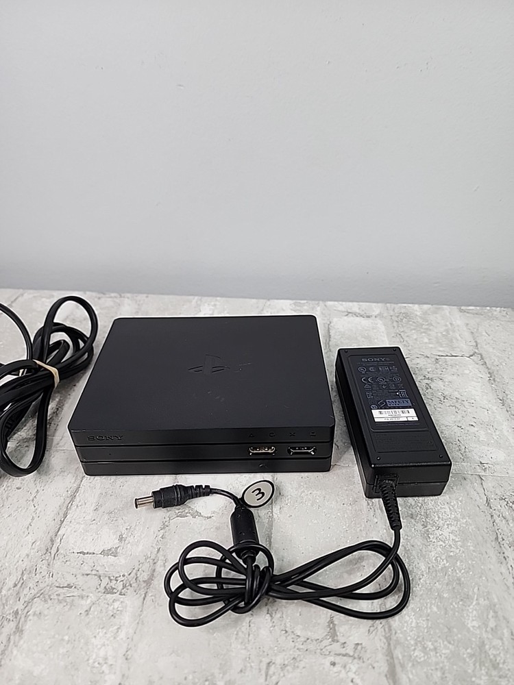 SONY PS4 VR Headset with Camera Bundle (PS4, Model CUH-ZVR2) Tested Working
