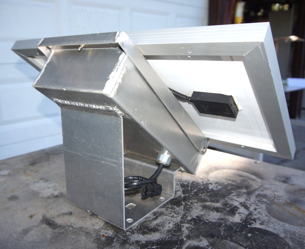 K&K Systems SPLASHER Solar Panel Traffic Beacon Flasher 24/7 Control System