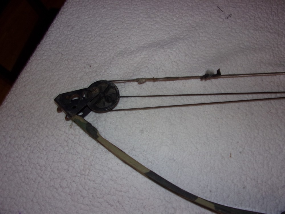 Vintage Darton Archery Trailmaster Compound Bow