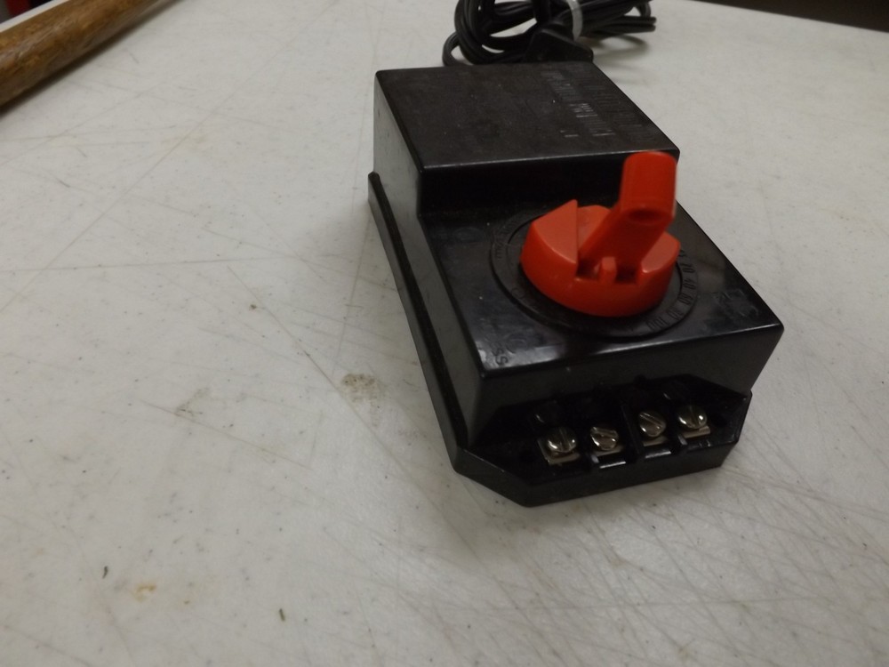 Bachmann 6607 Hobby Transformer HO N Scale Train Power Pack Controller
