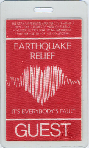 CROSBY STILLS NASH NEIL YOUNG 1989 LAMINATED BACKSTAGE PASS CSNY Bonnie Raitt