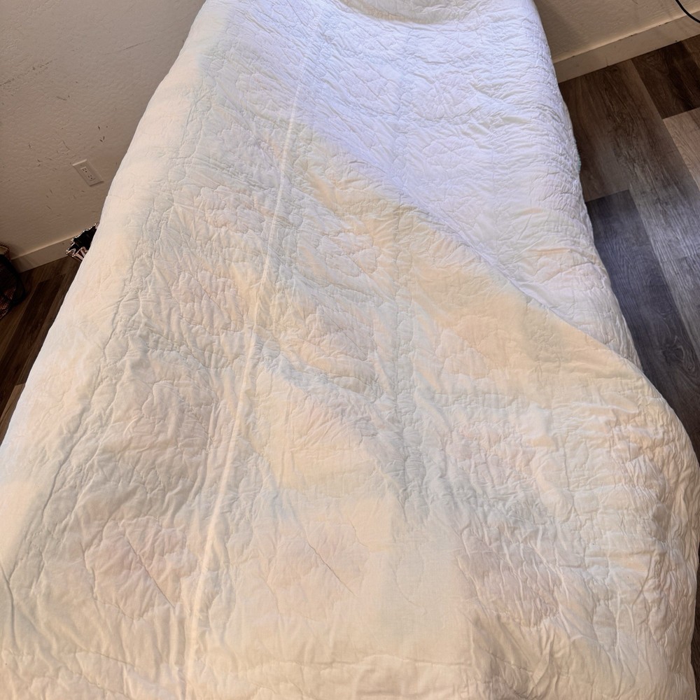 Vintage Handmade State Bird Quilt Blue White Embroidered Patchwork