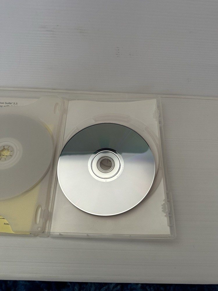 Ad0be Creative Suite 5.5 Design Standard Mac OS Student & Teacher W/Code &Serial