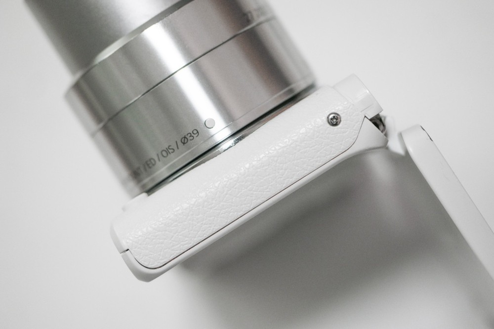 Samsung NX mini Camera [Read "Description"]