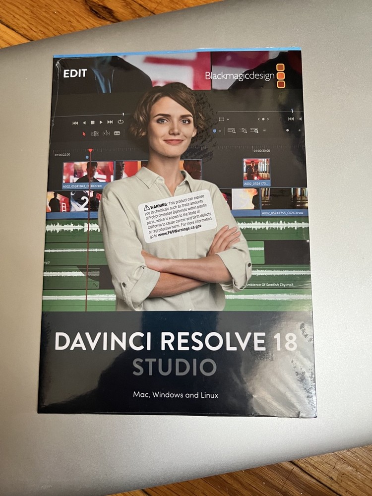 Blackmagic DaVinci Resolve 18 Studio - Unopened