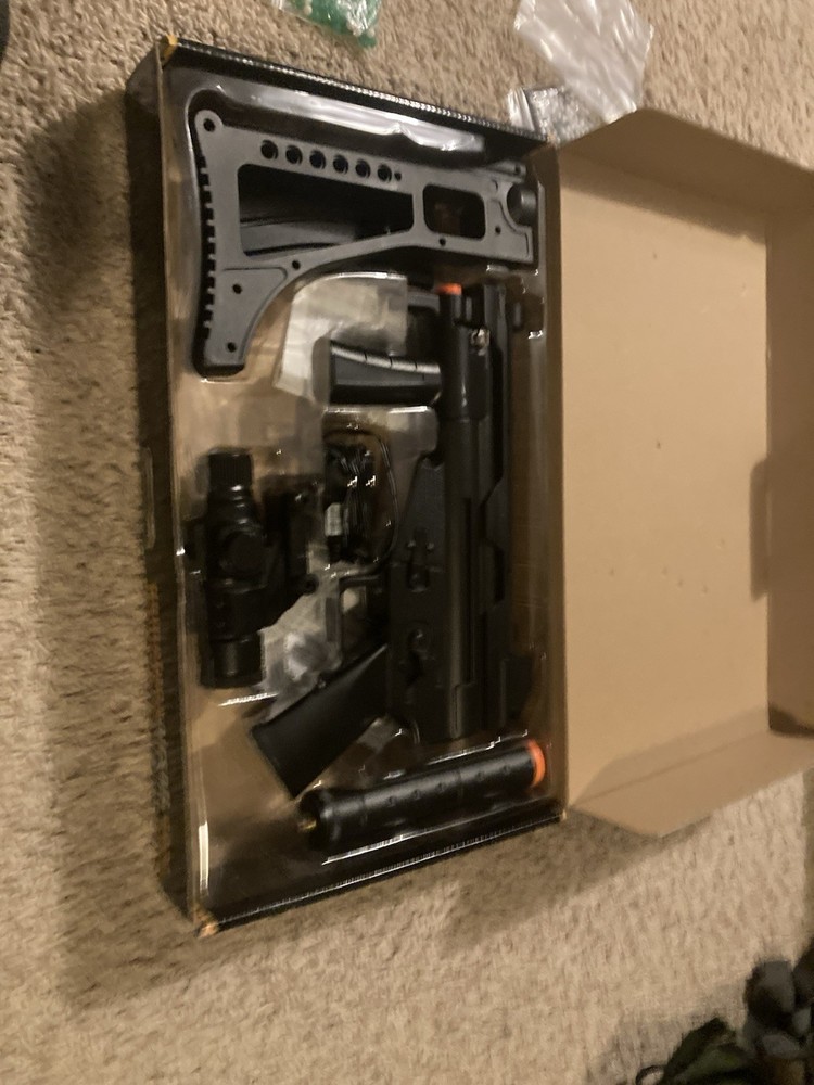 Airsoft Gun