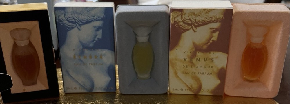 Vicky Tiel Mini Perfumes