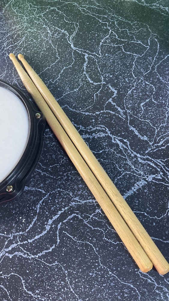 Ludwig 32 Note Xylophone W/ Drum Stand , Practice Pad Set