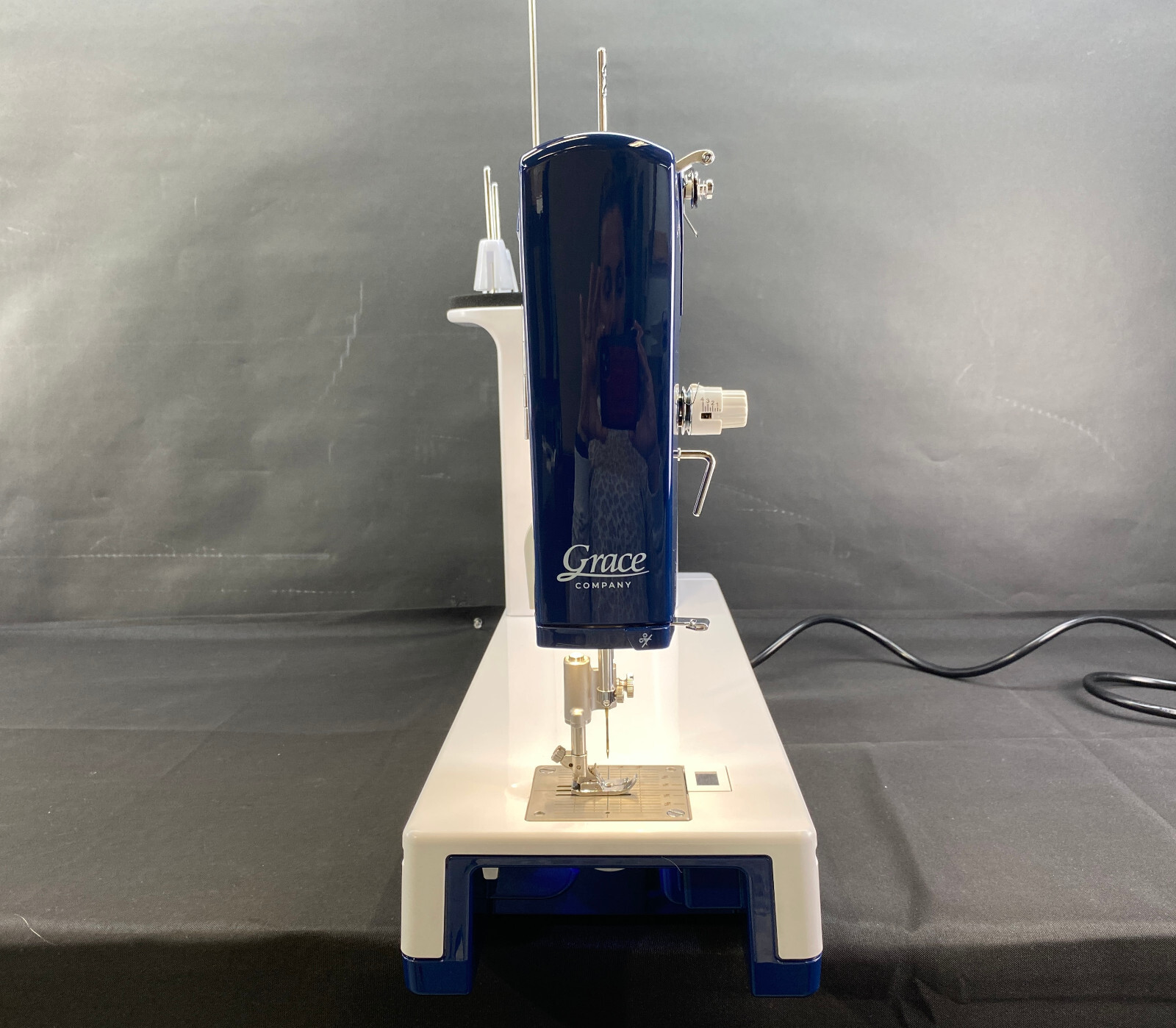 Grace Little Rebel Long Arm Quilting Sewing Machine w/ Stitch Regulator