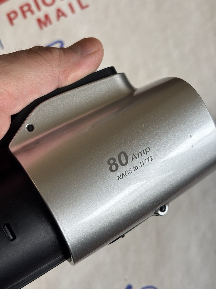 For Tesla to J1772 Adapter with Security Lock, Max 80A 250V