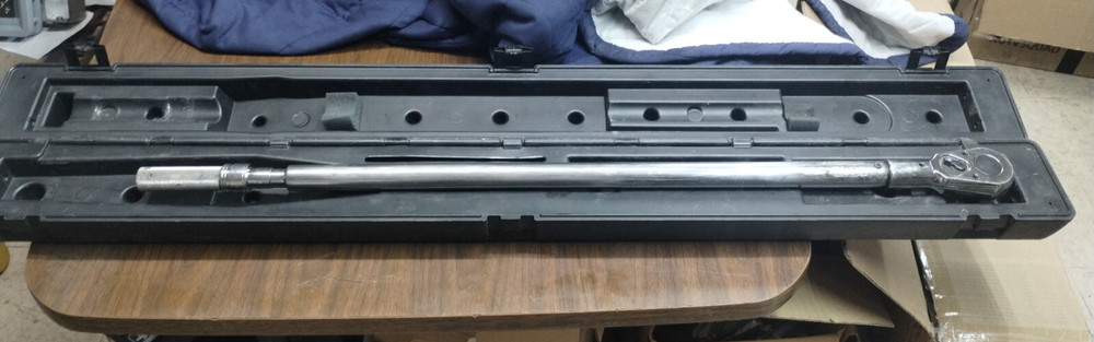 Wright Tool 6448 3/4" Drive Micro-Adjustable Torque Wrench 100-600 Ft-Lb Torque