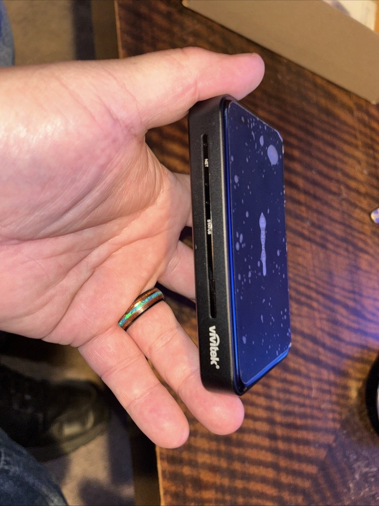 Vivitek Novo Pro Wireless Presentation Collaboration Solution