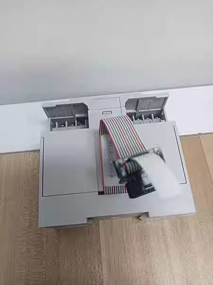 1pcs Mitsubishi PLC FX5 Extension Module FX5-16EX/ES