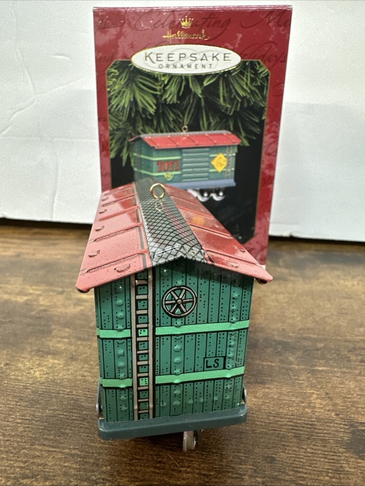 Hallmark Keepsake Ornament Yuletide Central 1997