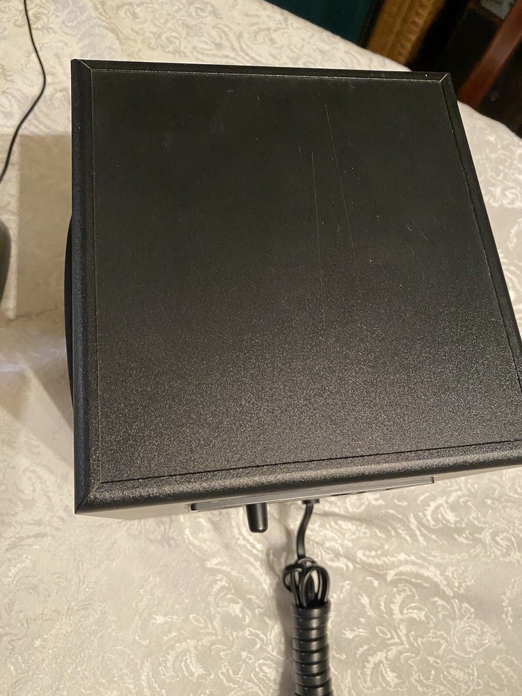 INSIGNIA 2.1 Computer Speakers & Subwoofer NS-PCS41 - Black working!