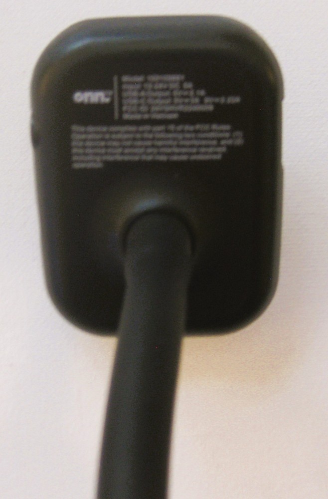 Bluetooth FM Transmitter Model 100109881 with AUX and SD Card Slot