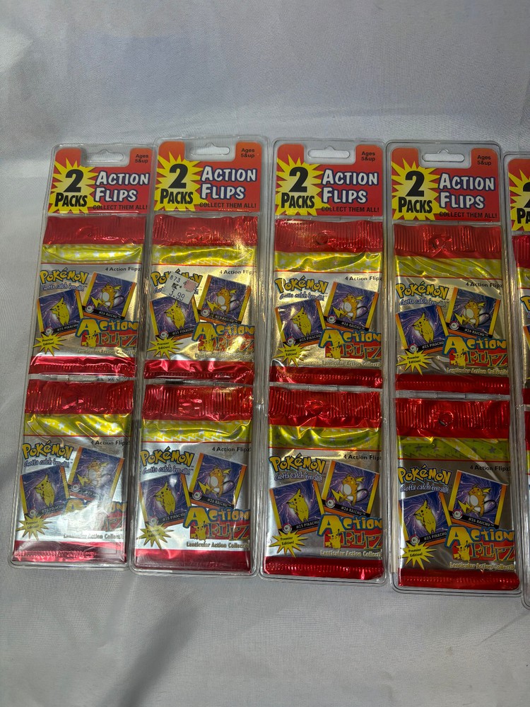 POKEMON ACTION FLIPZ 7 Rack Displays
