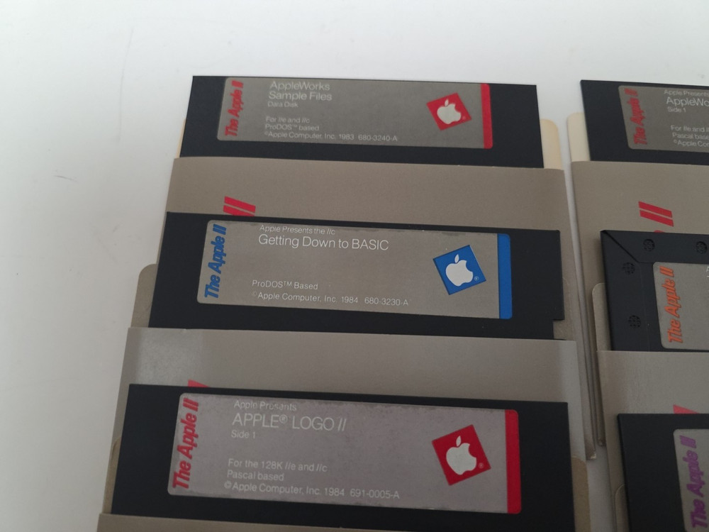 The Apple II Software lot - Appleworks, getting down to basic, Utilities, LOGO