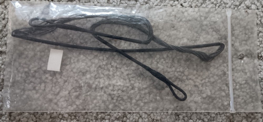 New In Package Bowstring 26.5" Length 14 Strands!
