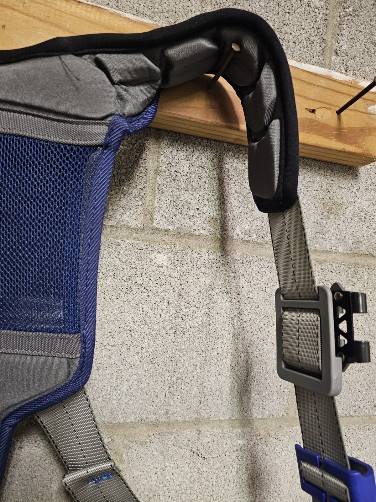 3M DBI-SALA EXOFIT STRATA XL FULL BODY HARNESS FALL PROTECTION XL BELT 1112538