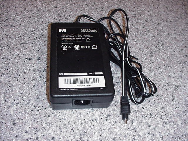 HP POWER ADAPTER C7296-60024