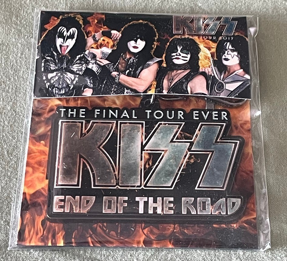 NEW! $0 ship! Kiss JAPAN 2019 tour KEYCHAIN official GENE SIMMONS others listed