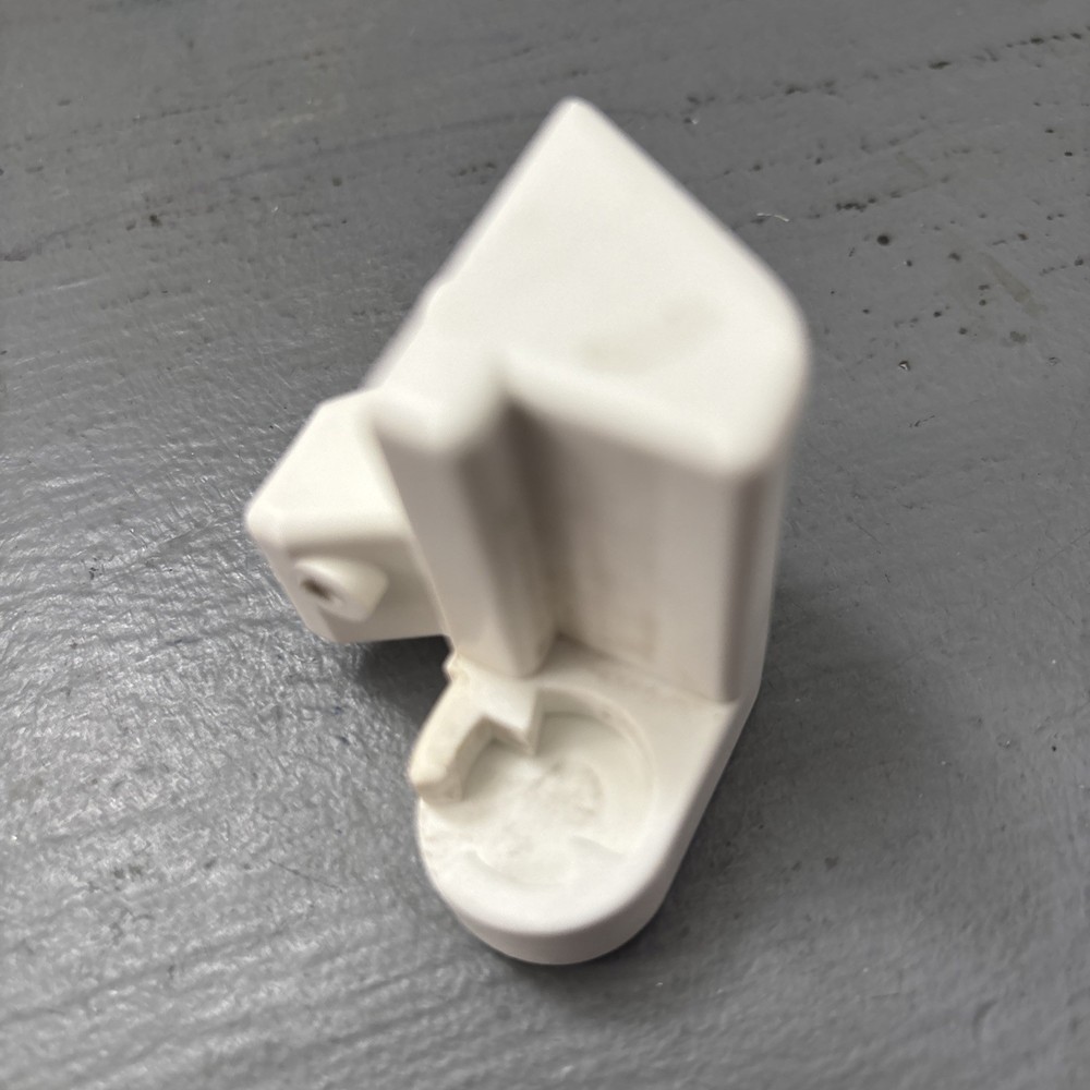 Hitachi Bread Machine Lid Hinge HB-C103