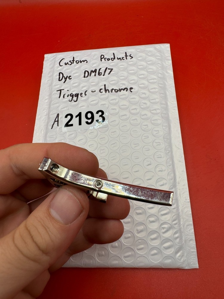 Custom products Dye DM6/7 Trigger-Chrome