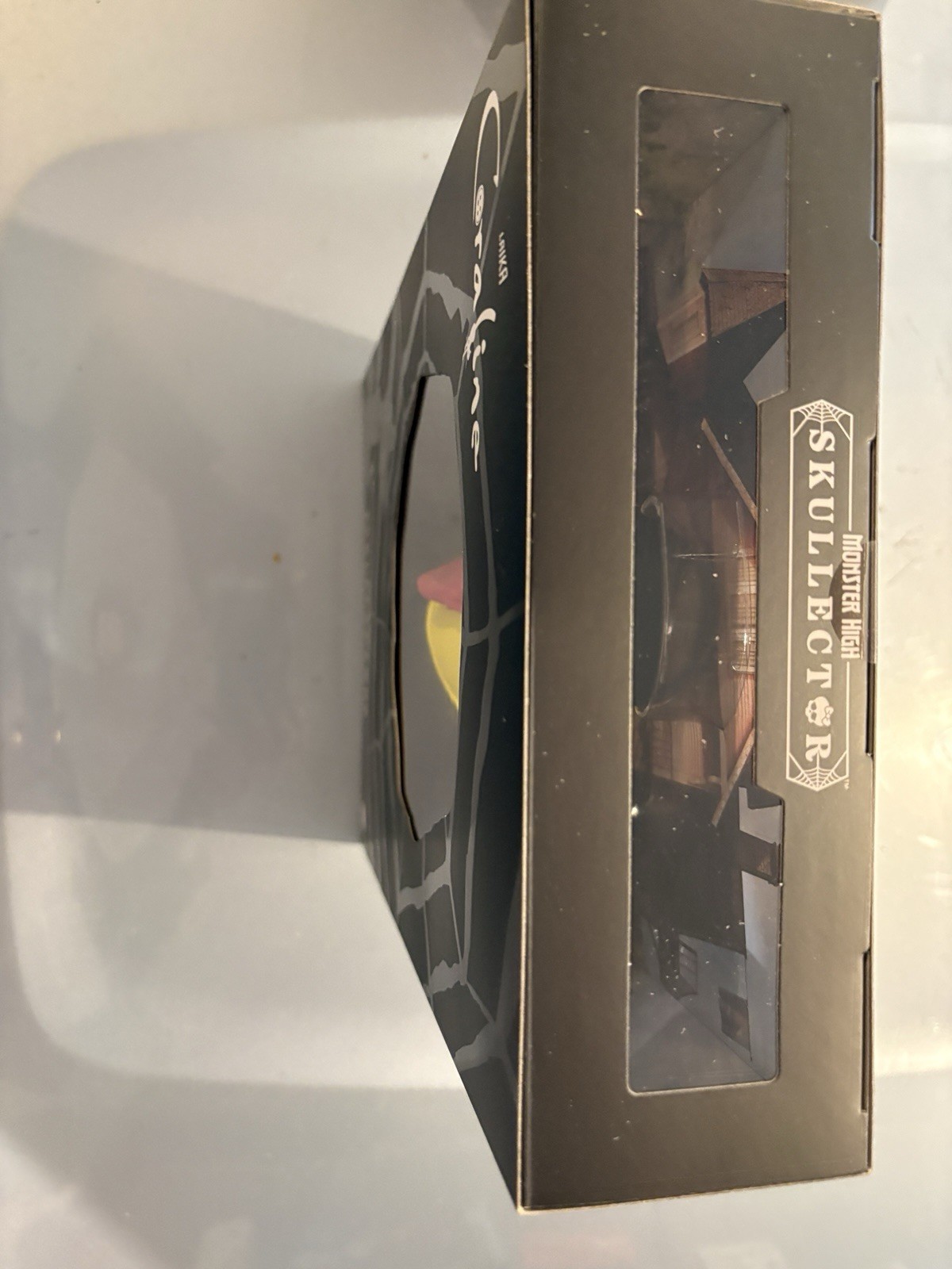 Monster High Skullector Coraline Collectible Doll in Yellow Raincoat IN STOCK