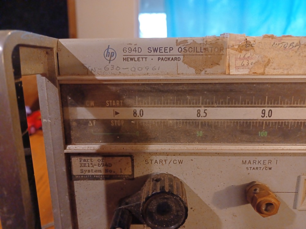 Hewlett Packard 694D Sweep Oscillator, Powers Up, Untested