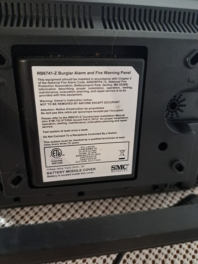 SMC Networks RB6741-Z Touchscreen Security System, With Guide & Disk, Untested