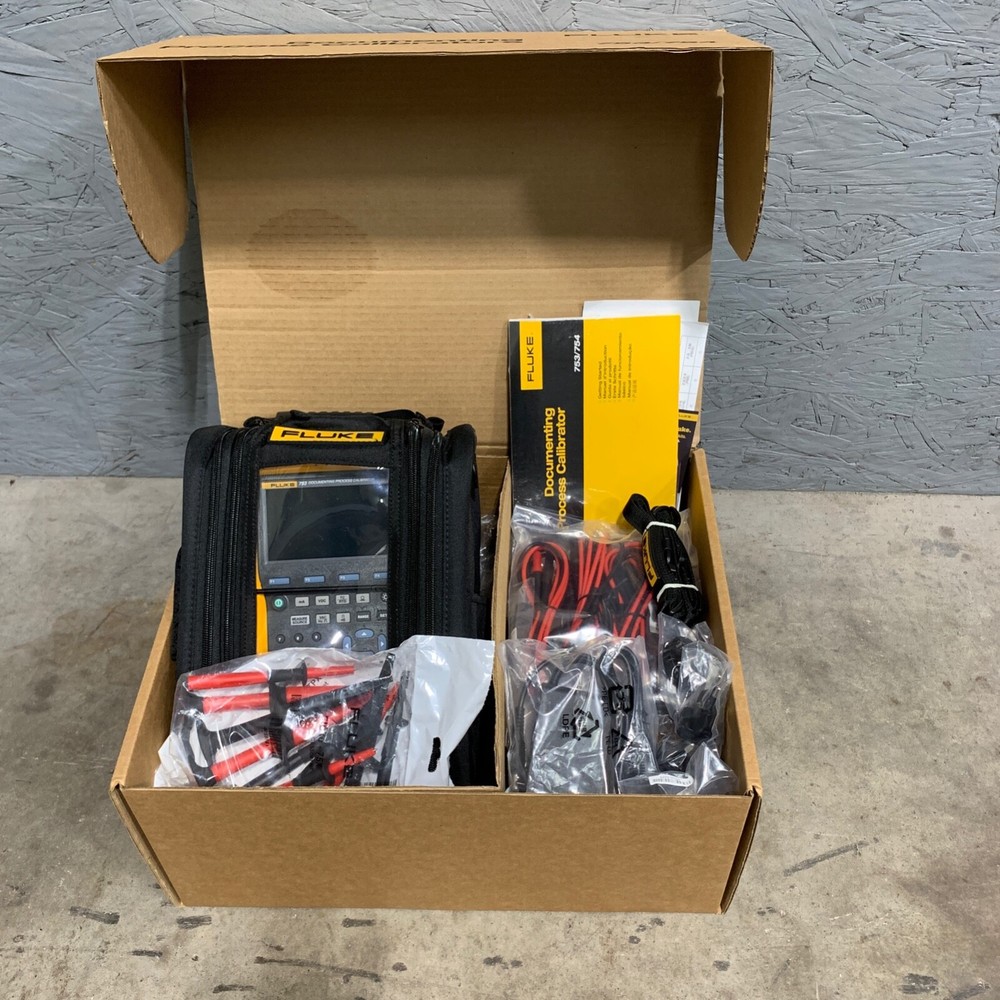 Fluke 753 Documenting Multifunction Process Calibrator HART NIST Calibrated Data