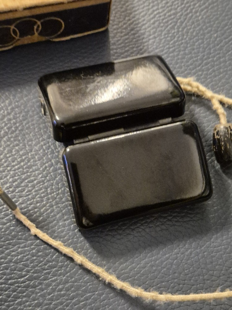 WW2 genuine German Soldier safe razor blades sharpener with box