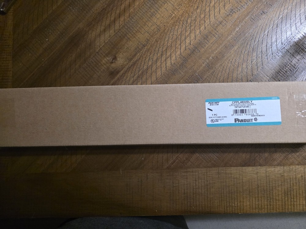 Panduit Cppl48wbly Patch Panel,Mini-Com,Rack Mt,48 Port