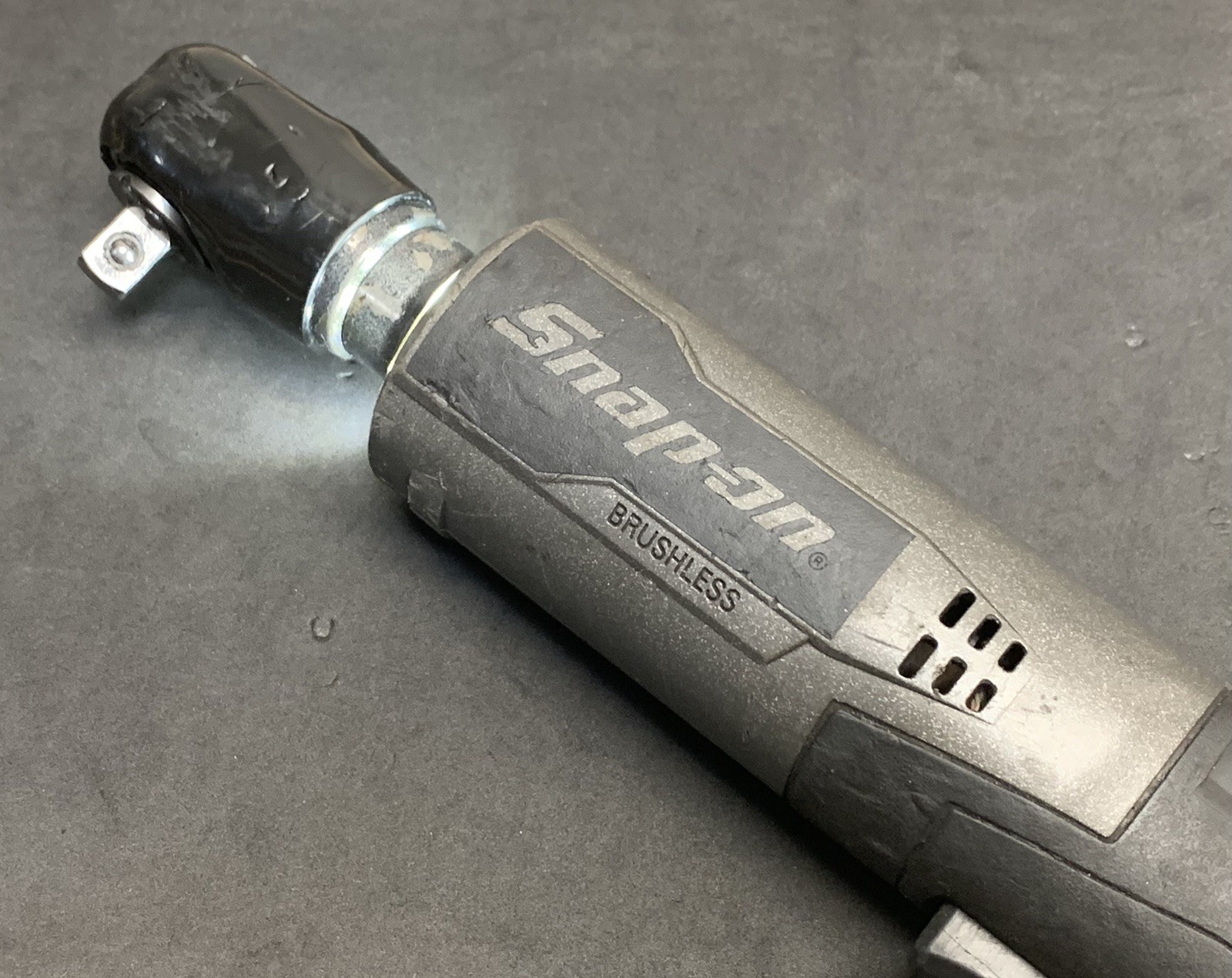 Snap-on CTR861 GUN METAL GREY Brushless 14.4v 3/8" Dr Cordless Ratchet & Battery