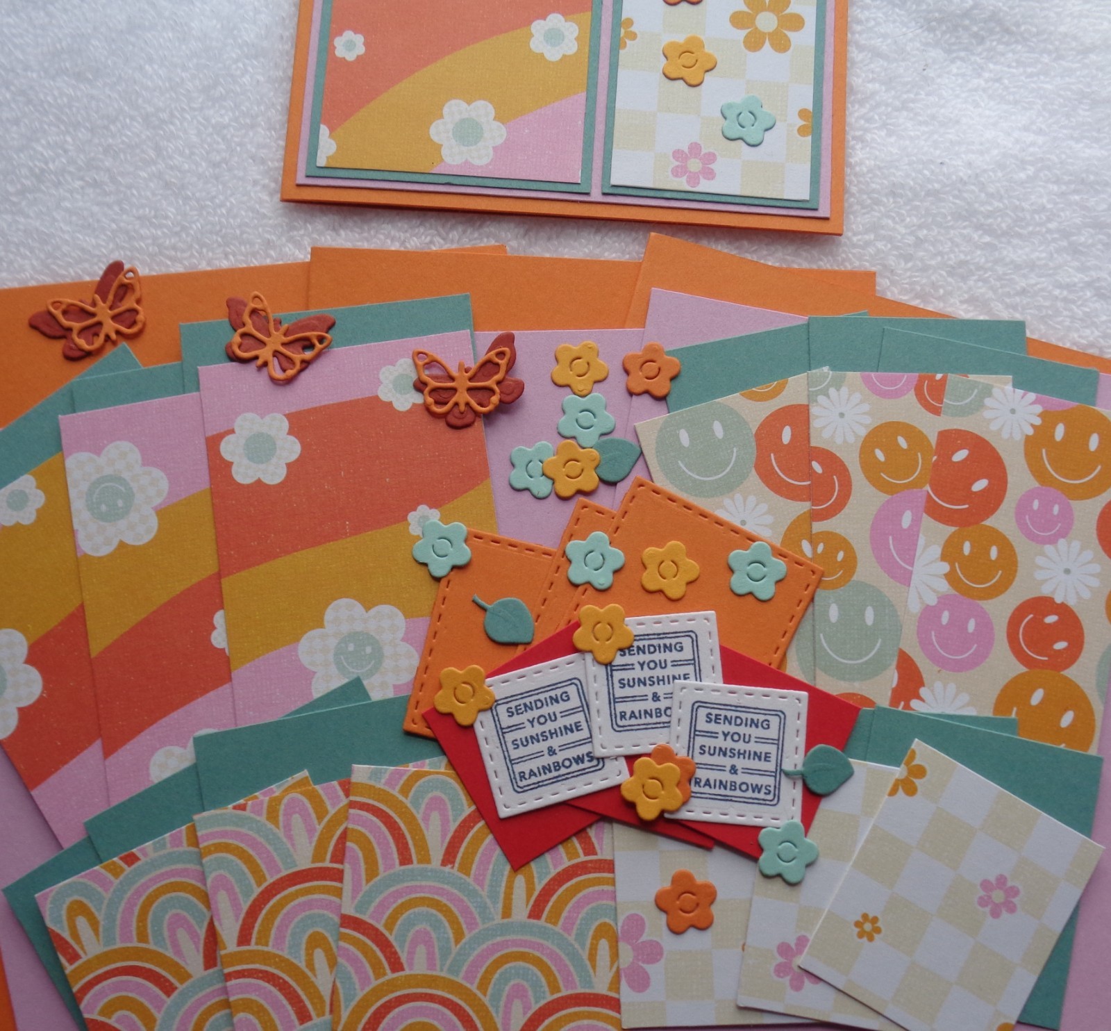 Stampin Up! Card Kit SUNSHINE & RAINBOWS Colorful RETRO Daisy & Smiles Butterfly