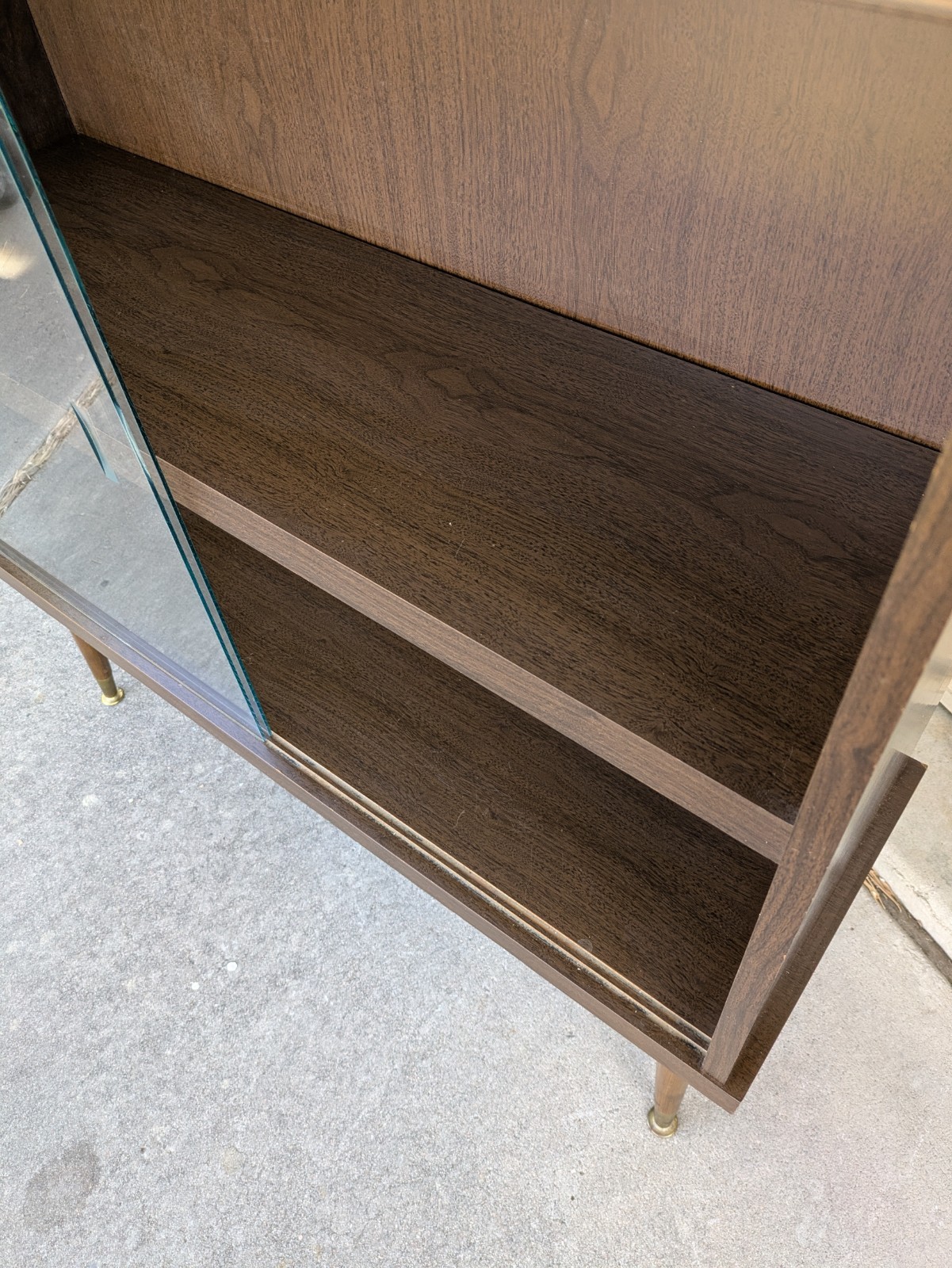 Vintage Mid Century Modern Bookcase Shelf Display Cabinet Sliding Glass Door E26