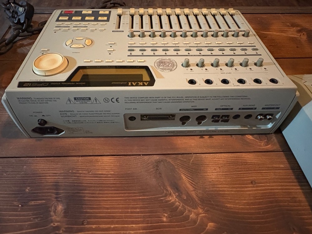 Akai DPS12 Digital Personal Audio Studio Internal Iomega