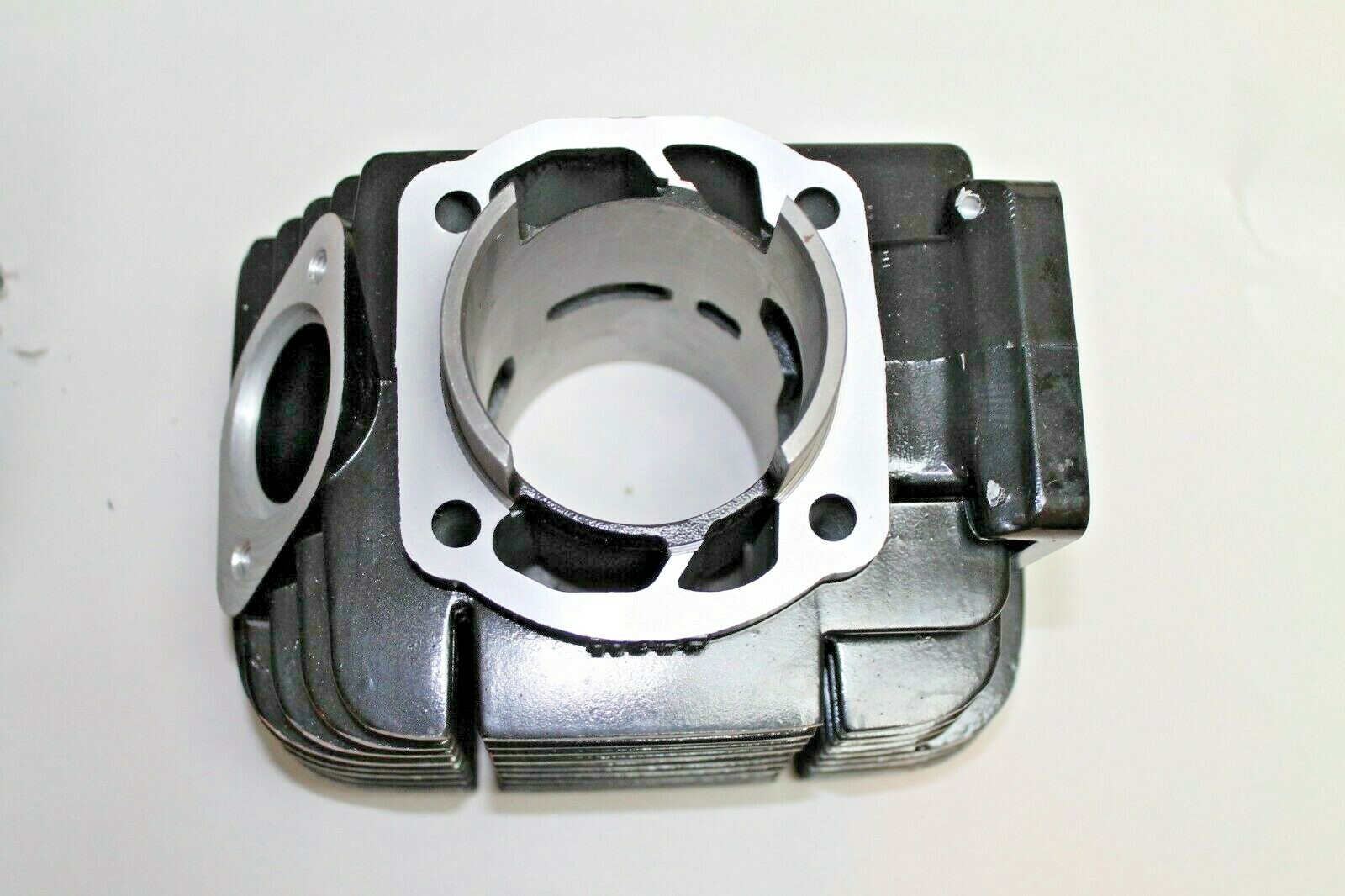 Kveldwulf Yamaha RD350 Top End Rebuild Kit Cylinder Pistons Rings 73 74 75