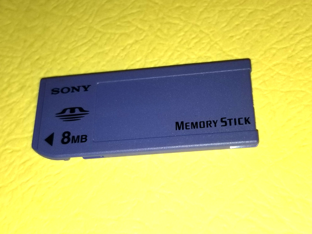 Sony 8 mb Memory Stick Card