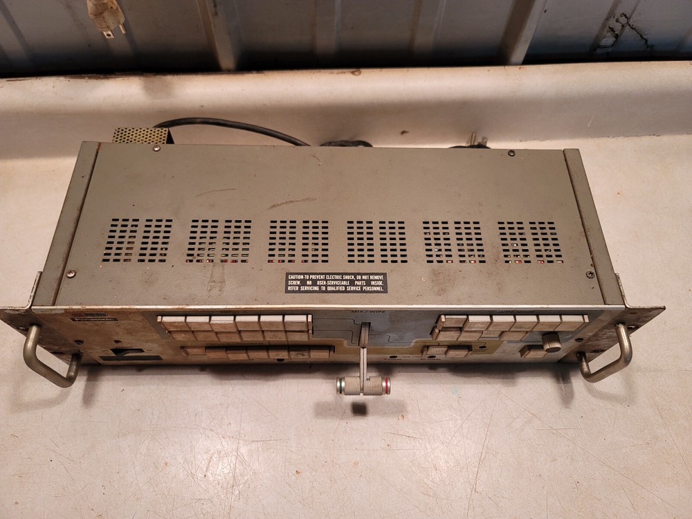 Panasonic Video Switcher & Effects Generator Model WJ-4600A Powers On AS-IS