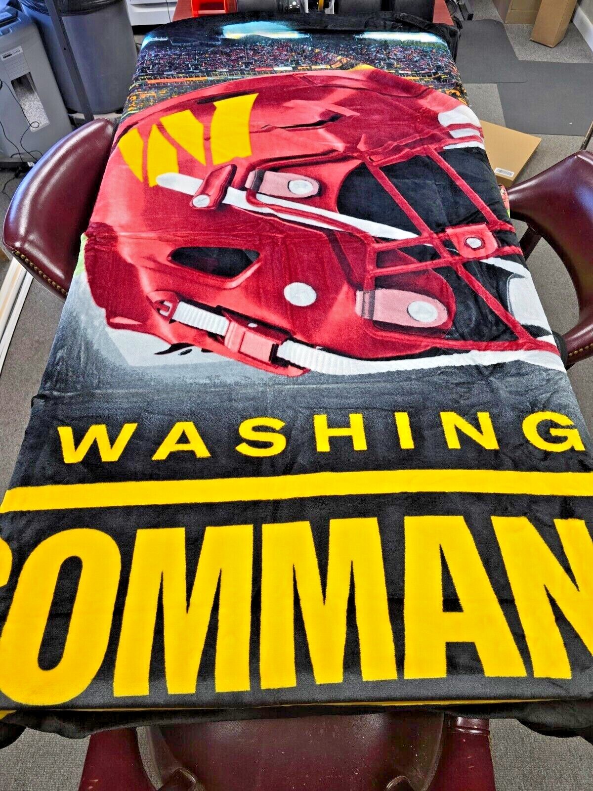 10 LOT NEW NORTHWEST NFL MICRO RASCHEL THROW 60" x 80" WHOLESALE