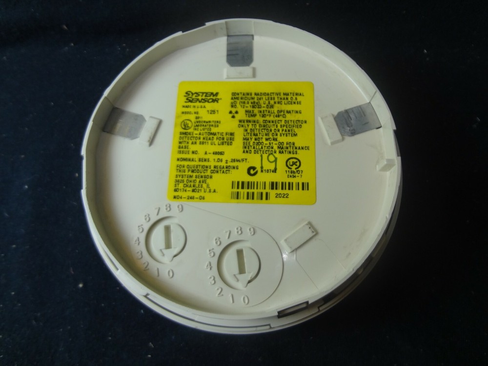 System Sensor 1251 Intelligent Ionization Smoke Detector Head FREE SHIPPING !!!