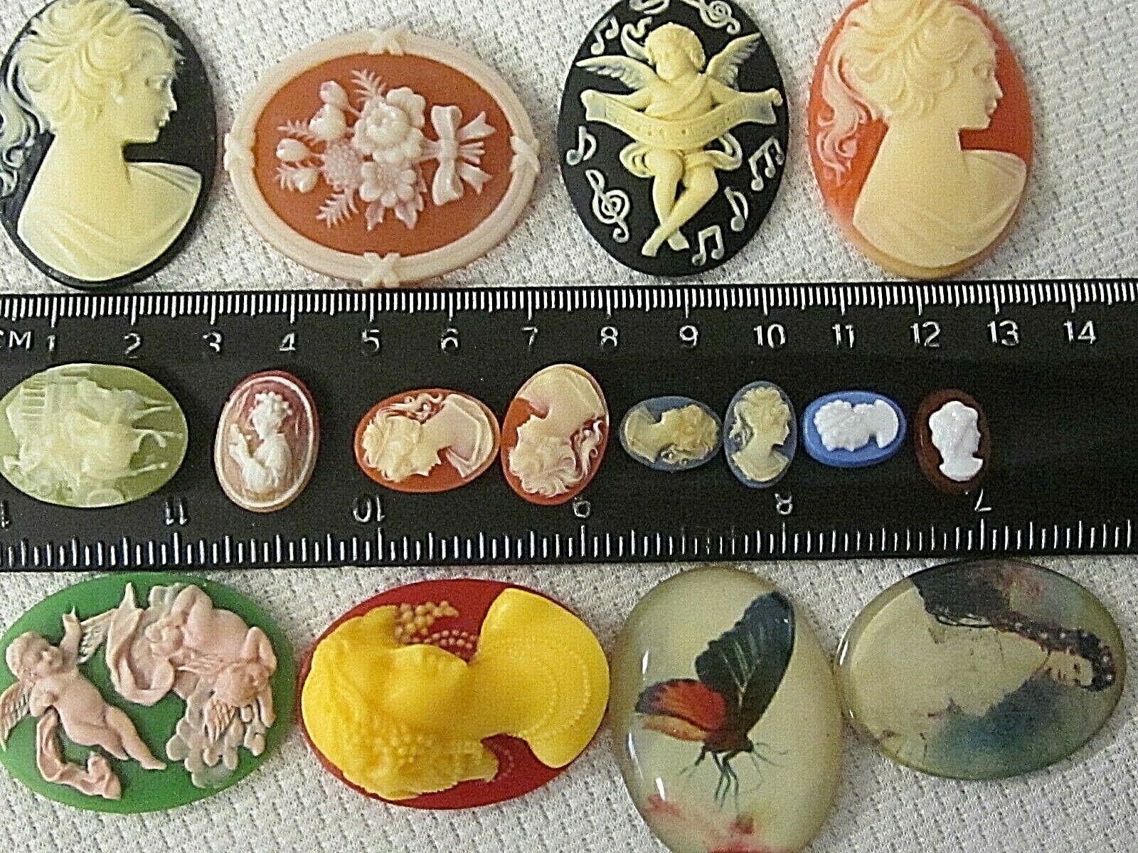 * SALE * VTG CAMEOS 3-D 40x30mm HUGE 16 LOT JEWELRY RESIN FINDINGS REPAIR CRAFTS